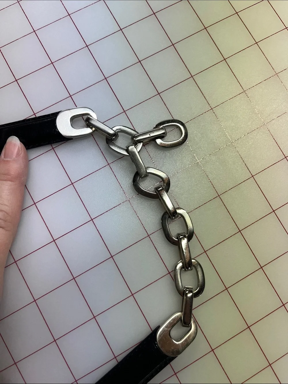 FOSSIL Contemporary Black Leather Chain-Link Waist Belt with Silver Hardware L
